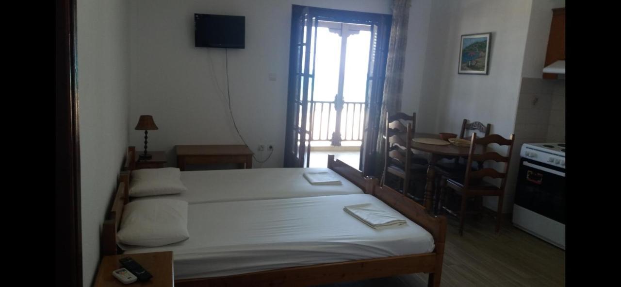 House Kosmas On The Beach 사르티 외부 사진