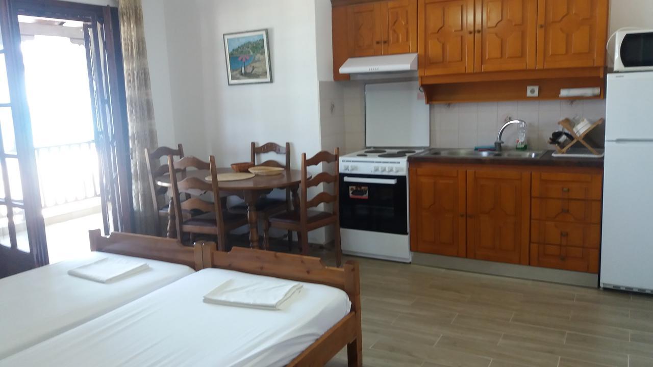 House Kosmas On The Beach 사르티 외부 사진