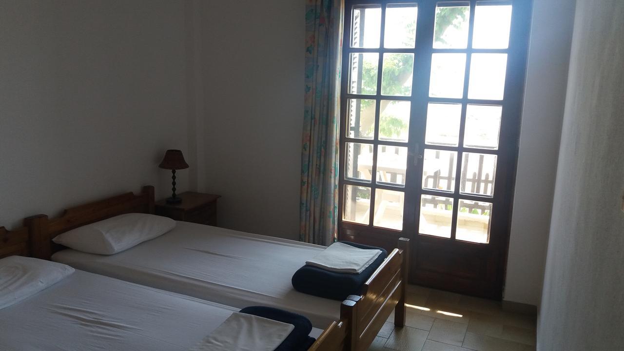 House Kosmas On The Beach 사르티 외부 사진