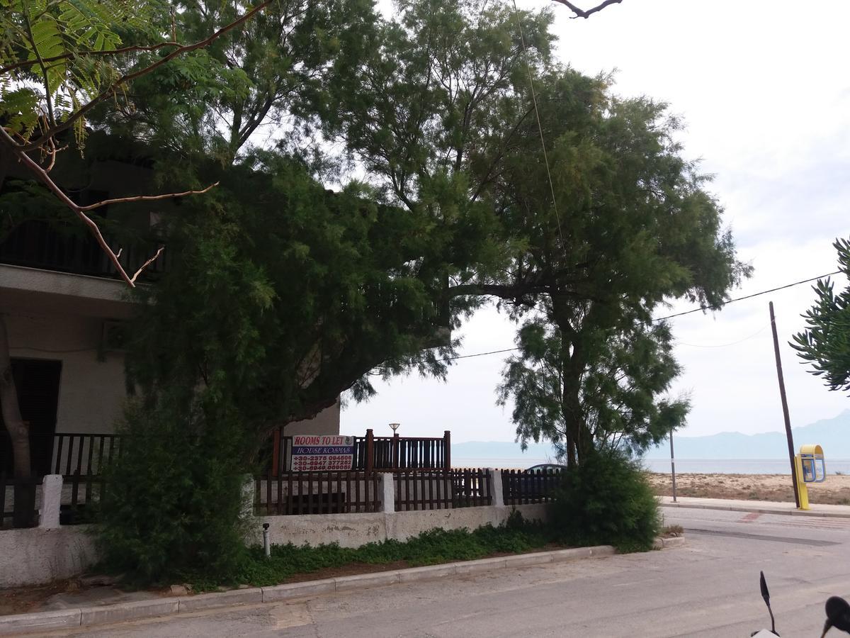 House Kosmas On The Beach 사르티 외부 사진